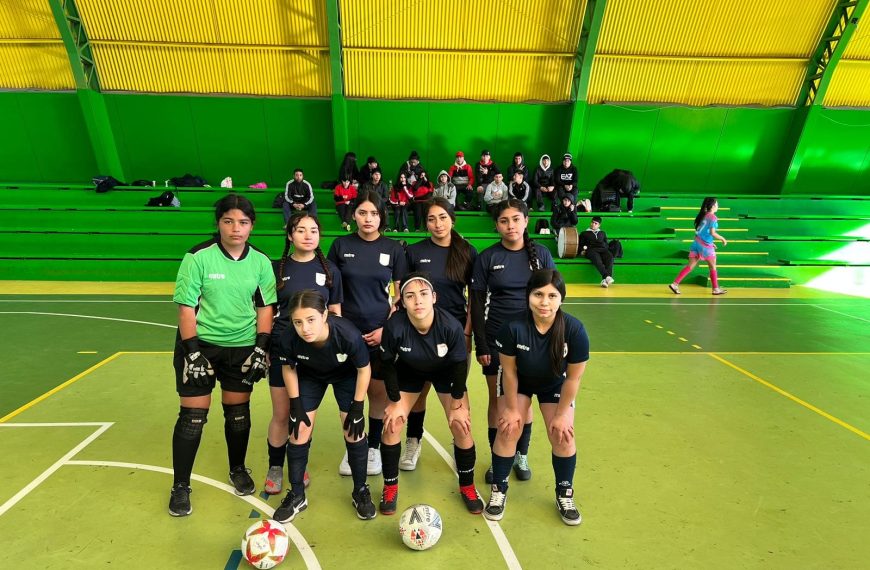 Estudiantes del Colegio El Melón ganan etapa Provincial de Futsal en Juegos Deportivos Escolares