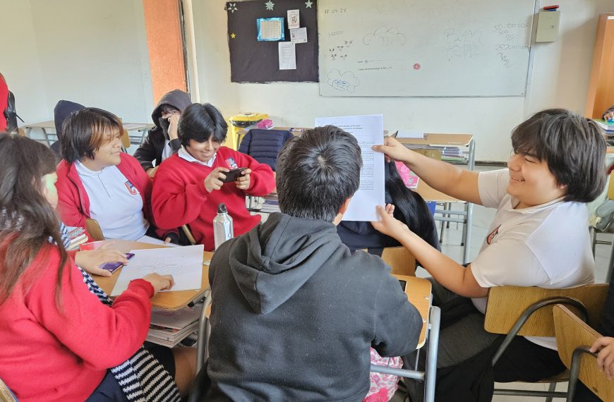 Colegios municipales actualizan RIMCE