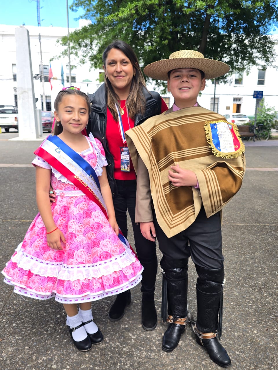 🎉 ¡Estudiantes de la Escuela Ulda Aracena viajan a Talca a la VII Muestra Nacional de Cueca Escolar!💃🕺
